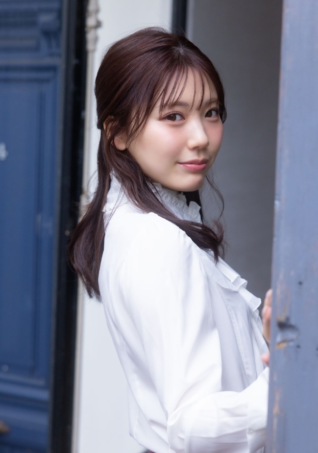 石川澪デジタル写真集『春の詩』